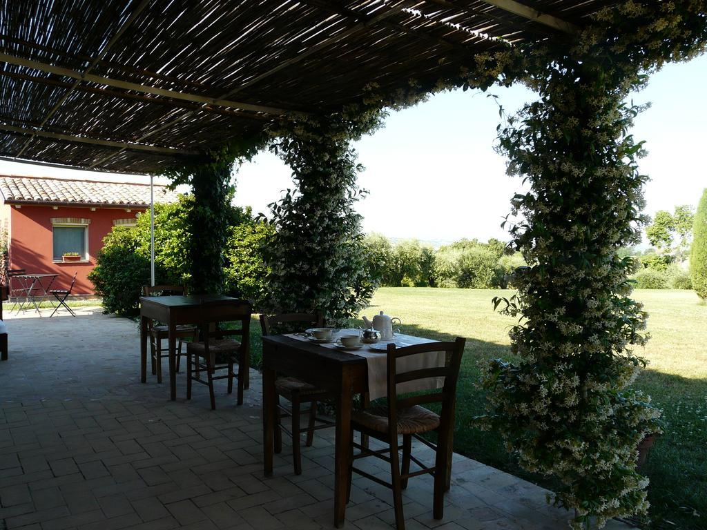 L'Antigo Granaro Guest House Agugliano Exterior photo