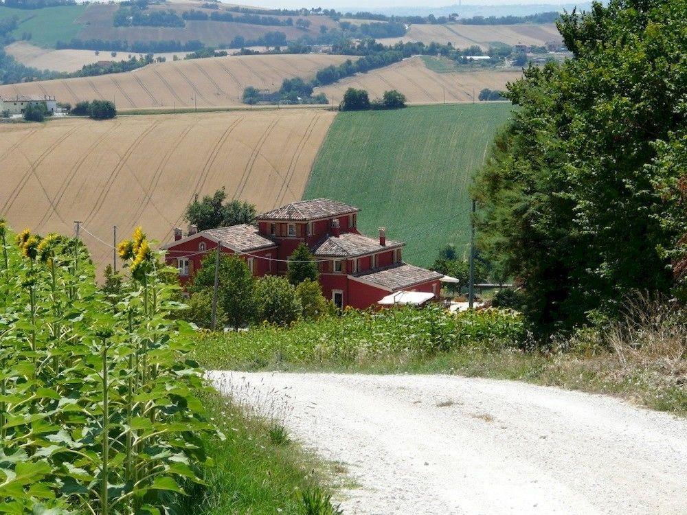 L'Antigo Granaro Guest House Agugliano Exterior photo