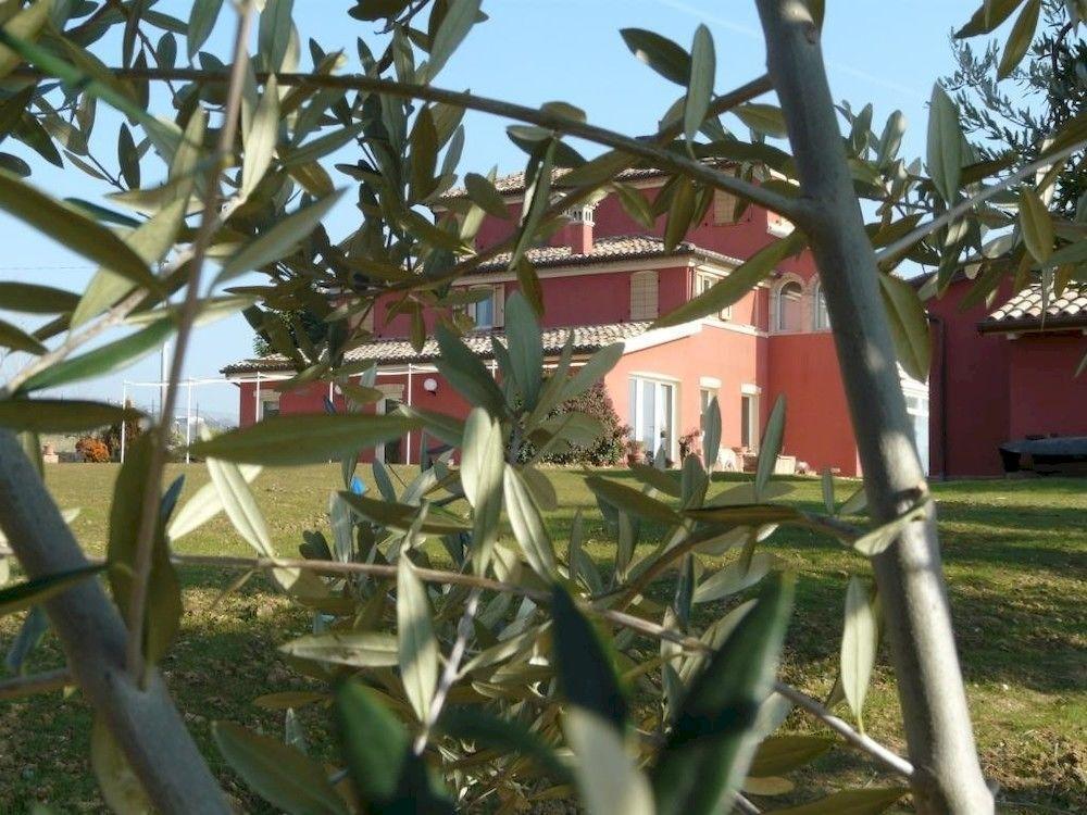 L'Antigo Granaro Guest House Agugliano Exterior photo