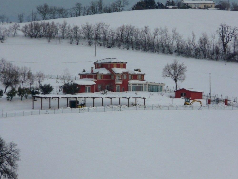 L'Antigo Granaro Guest House Agugliano Exterior photo