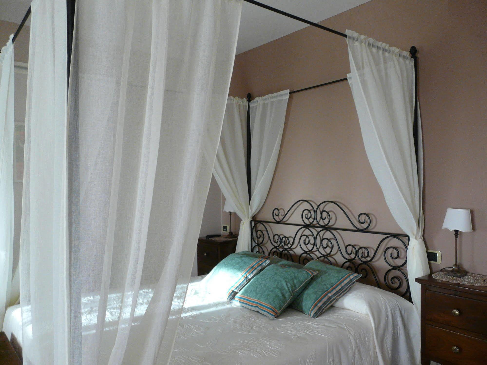 L'Antigo Granaro Guest House Agugliano Exterior photo