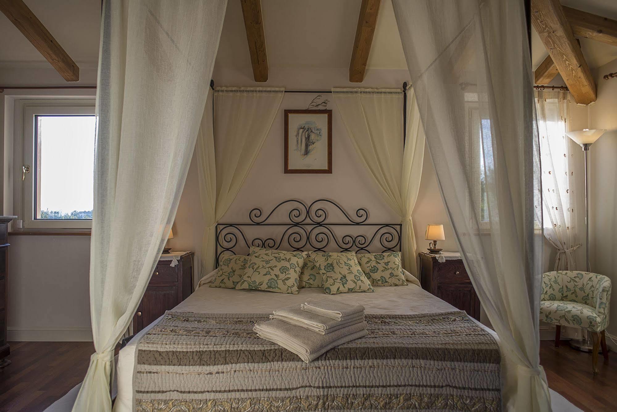 L'Antigo Granaro Guest House Agugliano Exterior photo